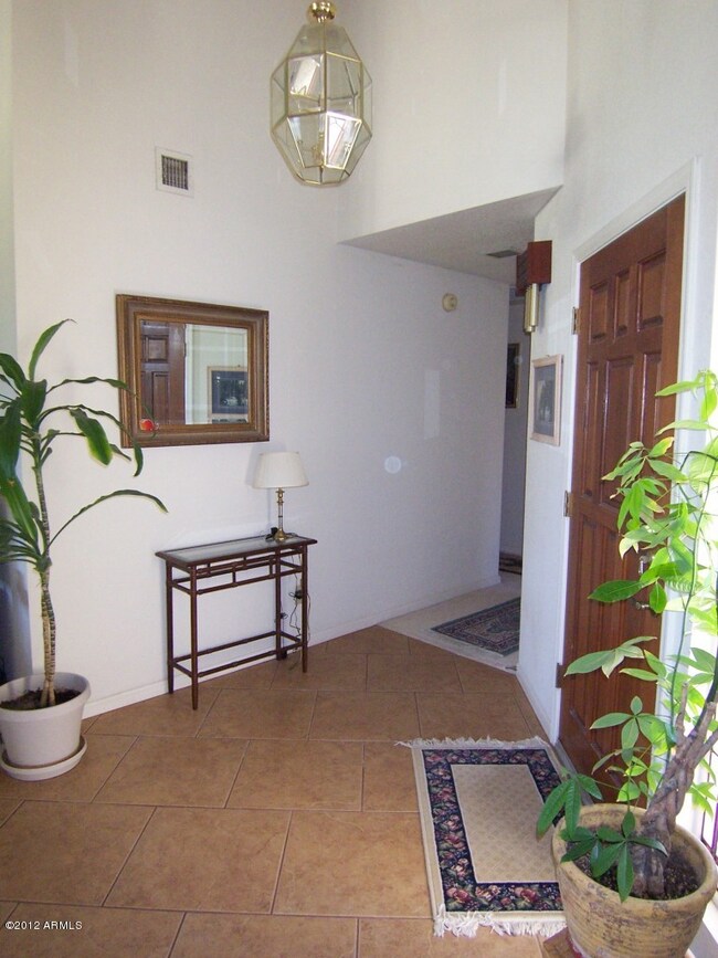 9117 S Grandview Dr, Tempe, AZ 85284 - photo 5