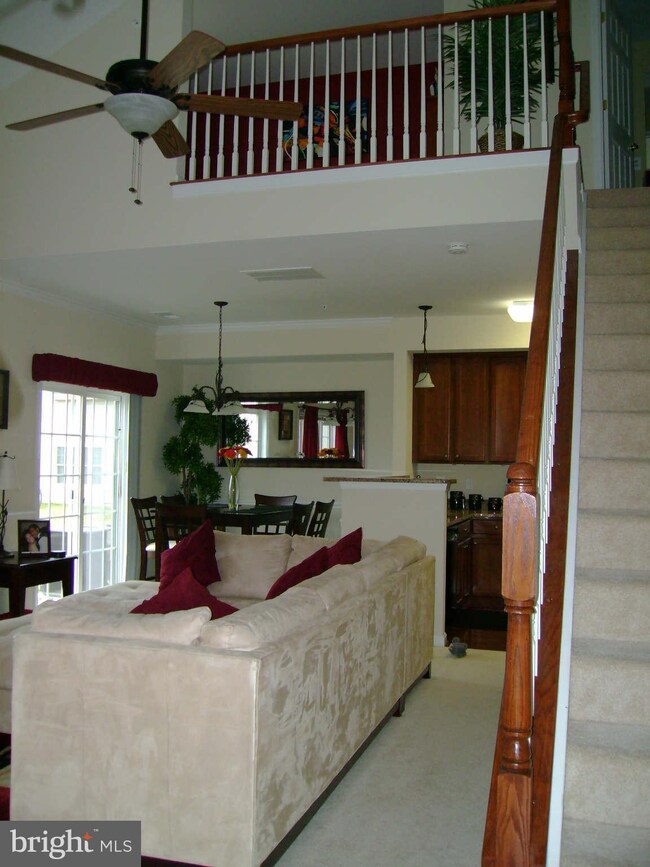 11243 Wortham Crest Cir unit 46, Manassas, VA 20109 - photo 2