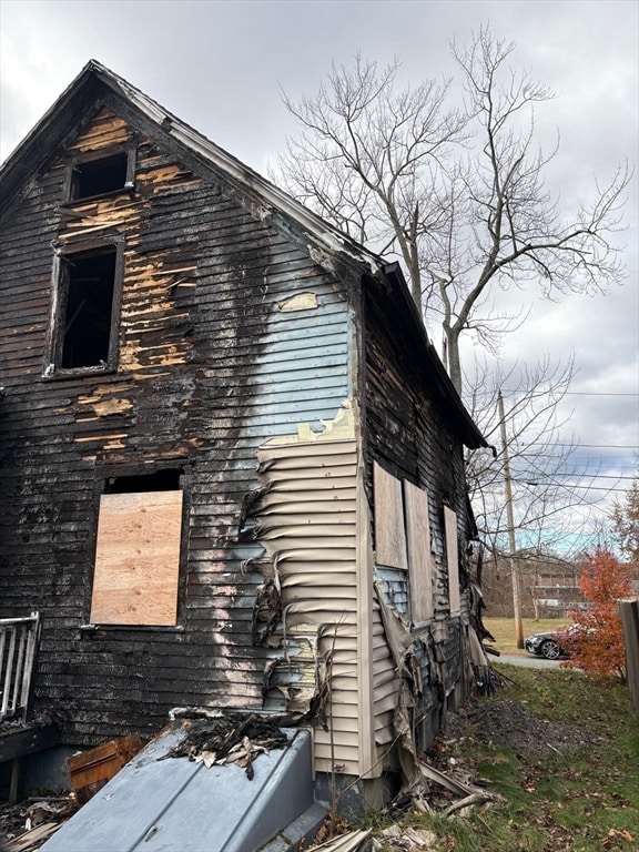 15 Hudson Ave, Chicopee, MA 01020 - photo 7