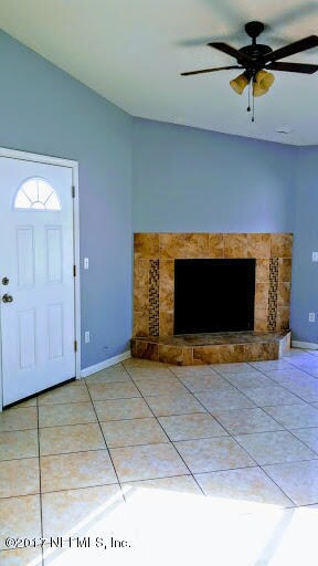 8845 Ivey Rd, Jacksonville, FL 32216 - photo 3