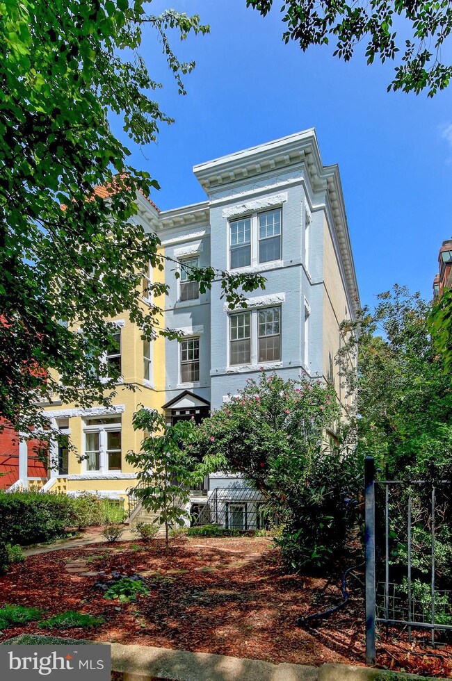 2007 Kalorama Rd NW unit B, Washington, DC 20009 - photo 2