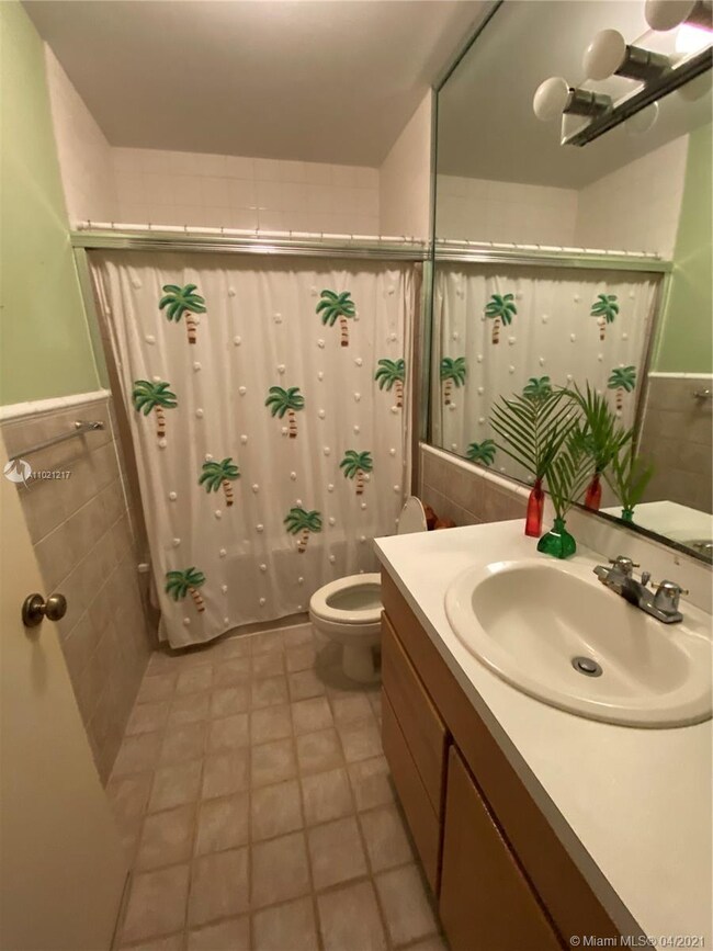 unlisted-address, Key Biscayne, FL 33149 - photo 4