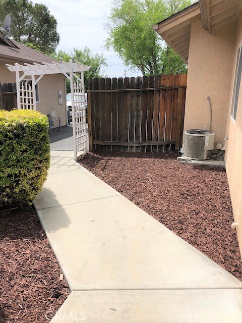 921 Creston Rd unit G, Paso Robles, CA 93446 - photo 5