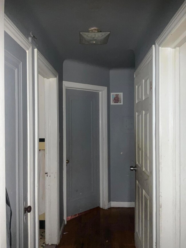 11766 Engleside St, Detroit, MI 48205 - photo 6