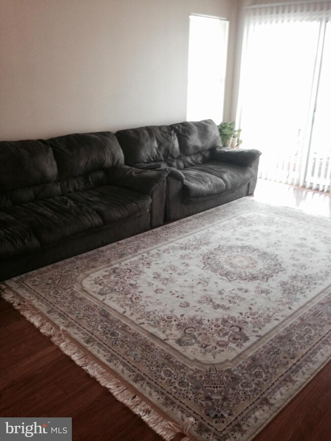 13101 Millhaven Place unit D, Germantown, MD 20874 - photo 5