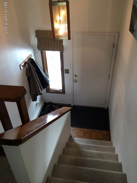 8540 Rebel Ridge Dr, Anchorage, AK 99504 - photo 6