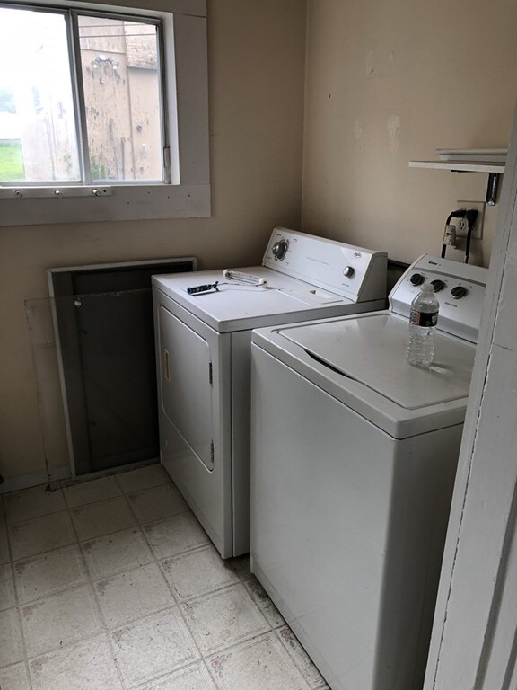 21 Dalby St unit 1, Newton, MA 02458 - photo 4