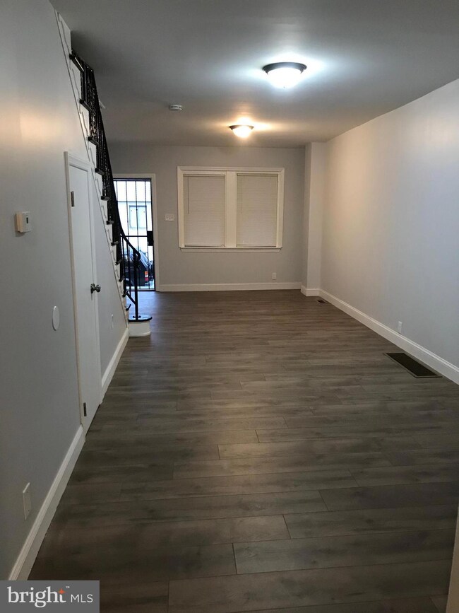 1347 Morton St, Camden, NJ 08104 - photo 4