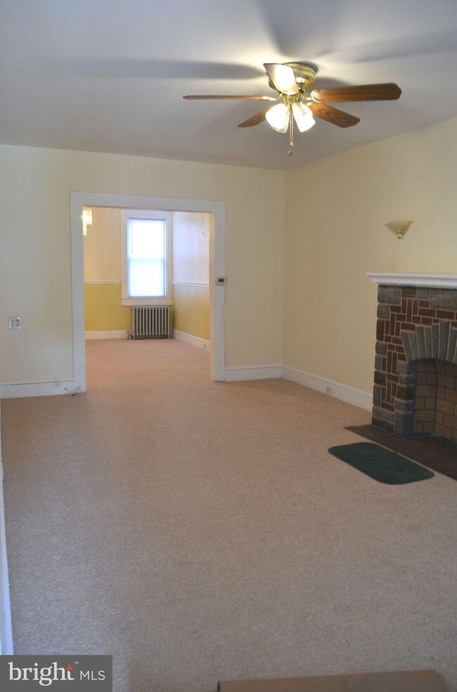 3716 Gelston Dr, Baltimore, MD 21229 - photo 7