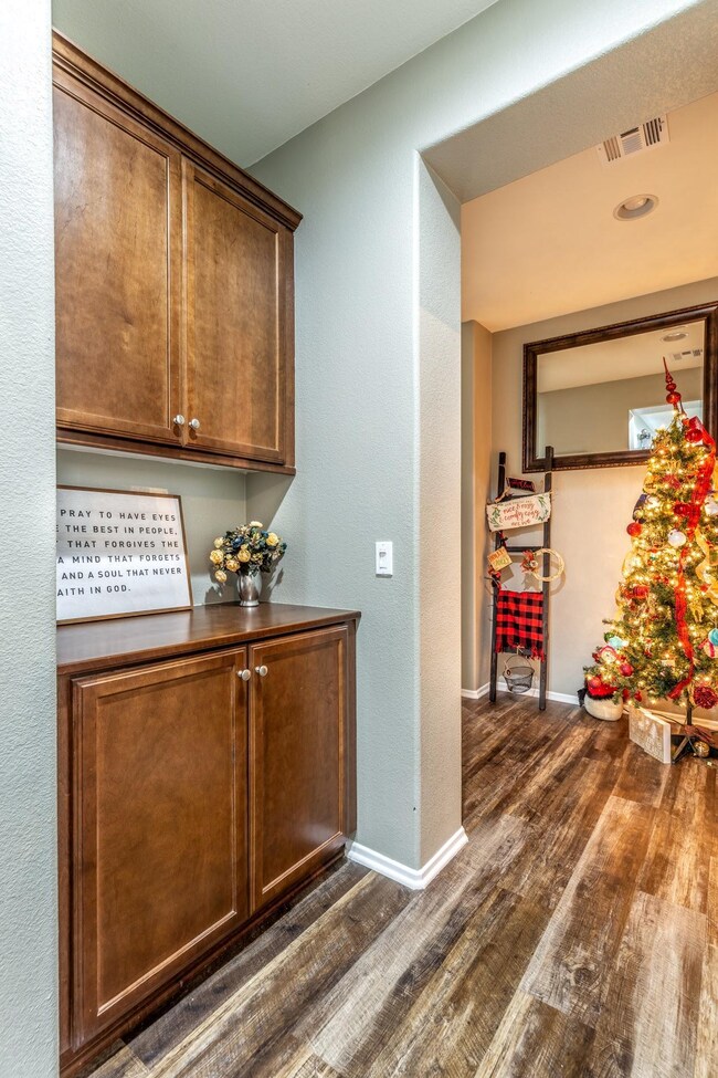 3418 Arrowhead Ct, Rosamond, CA 93560 - photo 6