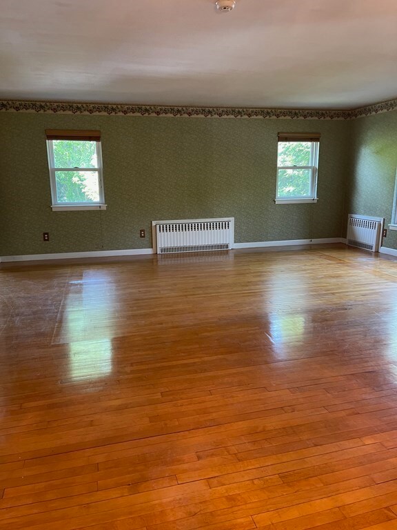 2 Dixon Ave, Worcester, MA 01605 - photo 2