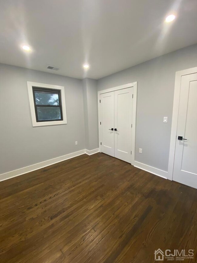 1260 S 9th St, South Plainfield, NJ 07080 - photo 5