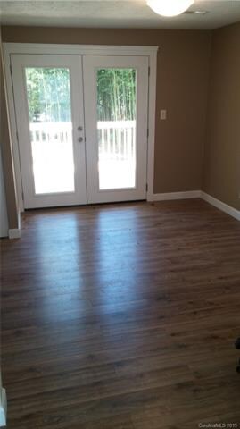 29 W Chapel Cir, Asheville, NC 28803 - photo 6