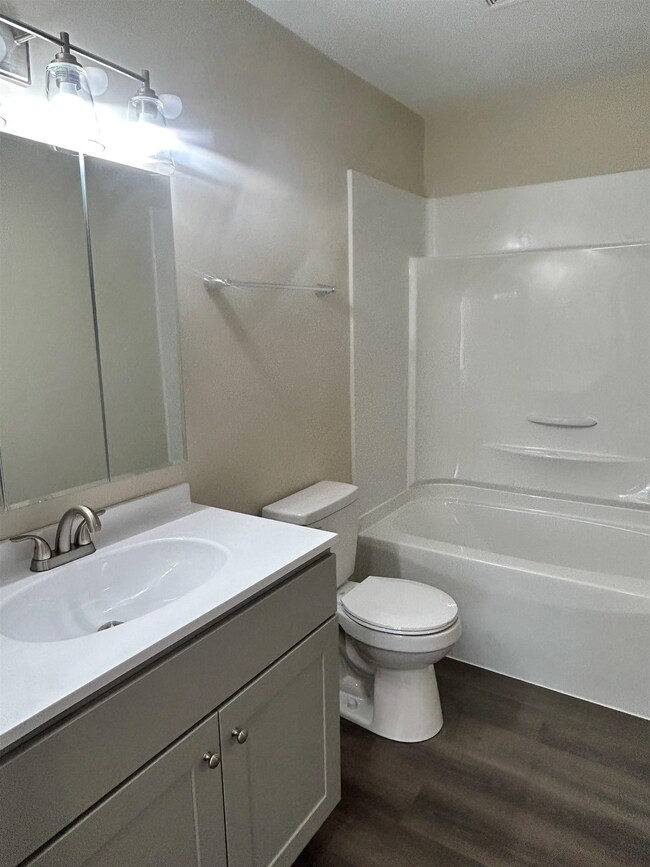 1131 Robin Hood Ct unit 105, Harrisonburg, VA 22801 - photo 3