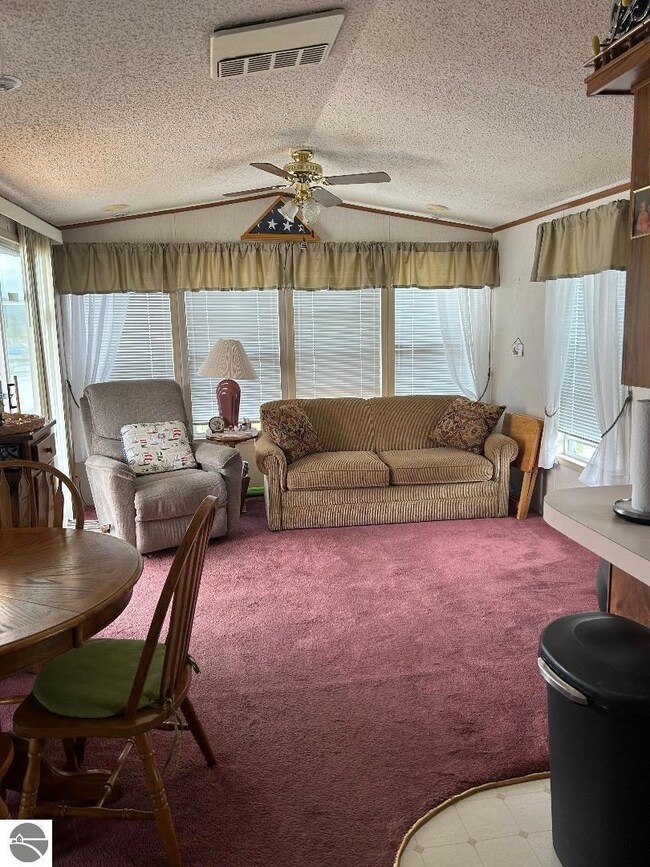 59 E Michigan Ave, Au Gres, MI 48703 - photo 5