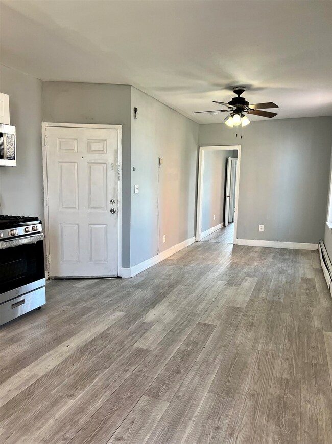 74 Cambridge Ave unit 3, Jersey City, NJ 07307 - photo 4