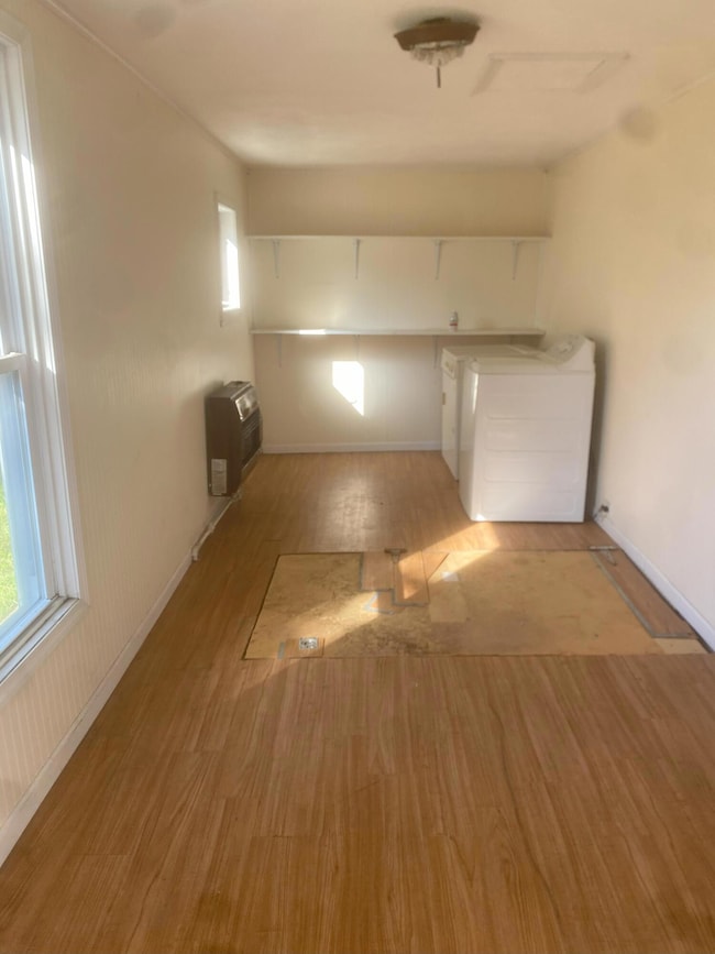 354 Sammons St, Cheboygan, MI 49721 - photo 4