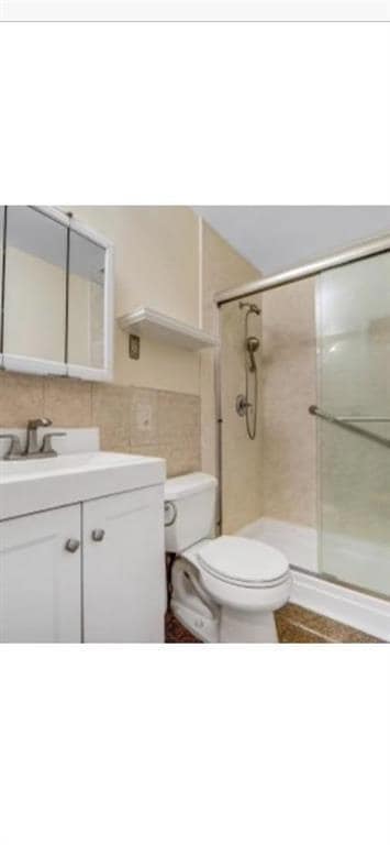 64 W Francis St, Iselin, NJ 08830 - photo 4