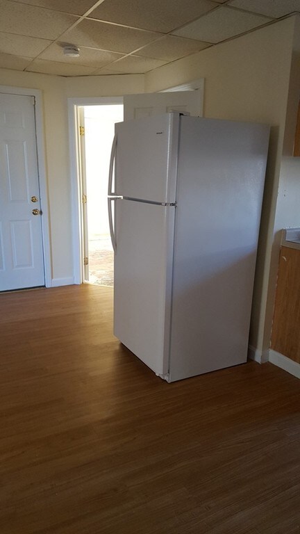 222 Cumberland Rd unit 1st Floor, Lowell, MA 01850 - photo 6