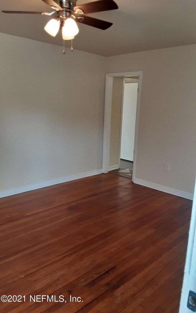 2455 Ormsby Cir W, Jacksonville, FL 32210 - photo 7