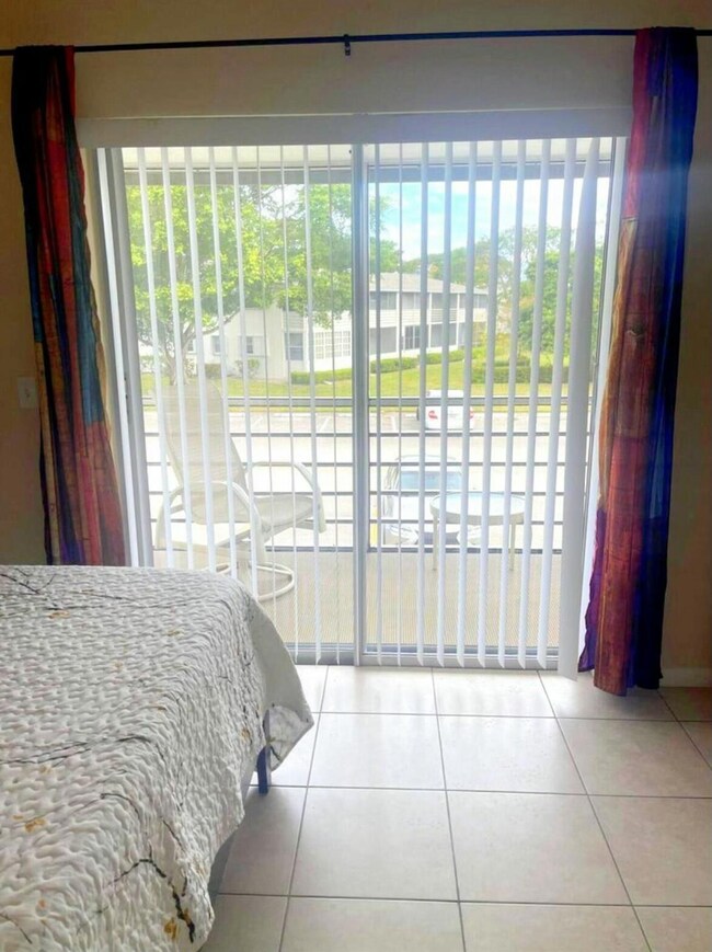 59 Windsor Dr unit C, West Palm Beach, FL 33417 - photo 4