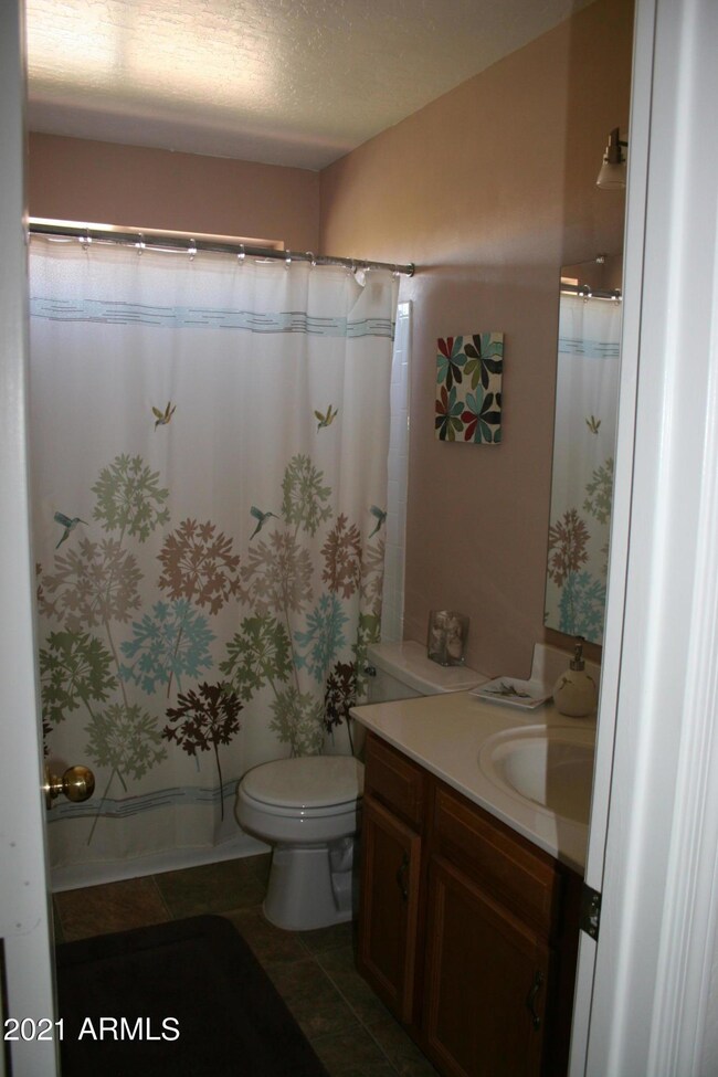 Bathroom 2)