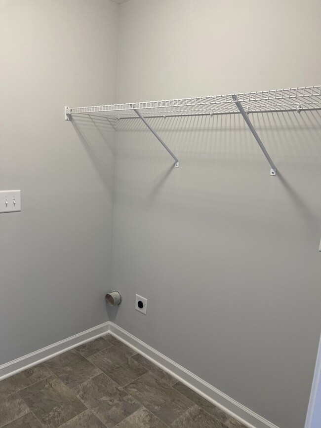 47 Timber Cir, Manchester, TN 37355 - photo 4