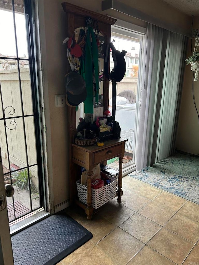 850 Via Tonga Ct, San Diego, CA 92154 - photo 2