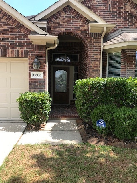 19930 Kendall Lake Dr, Richmond, TX 77407 - photo 2