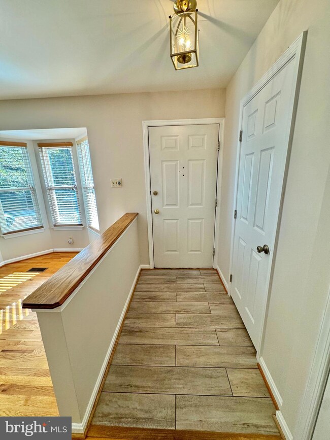 1168 Kelfield Dr, Halethorpe, MD 21227 - photo 2