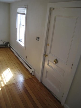 104 Kinnaird St unit 2, Cambridge, MA 02139 - photo 2
