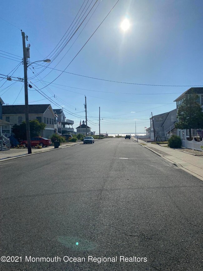 115 L St unit 17, Seaside Park, NJ 08752 - photo 5