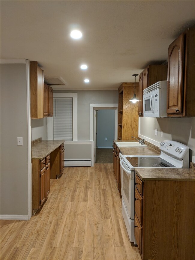 59 Oak St unit 2, Milford, NH 03055 - photo 3