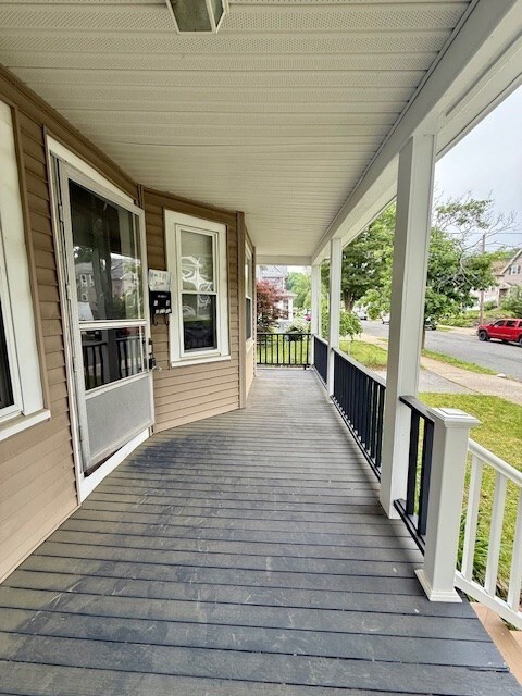 19 Summer St unit 1, Wakefield, MA 01880 - photo 2