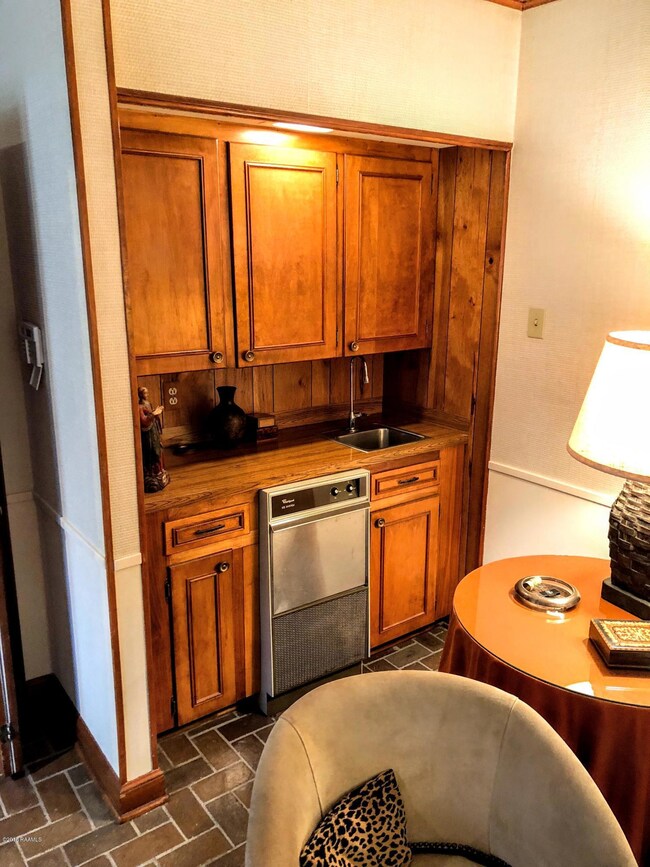 Wet Bar