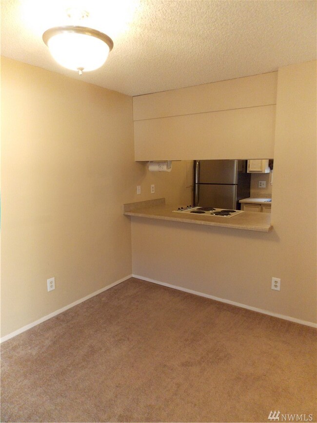 1810 Maple Ln unit C14, Kent, WA 98030 - photo 5