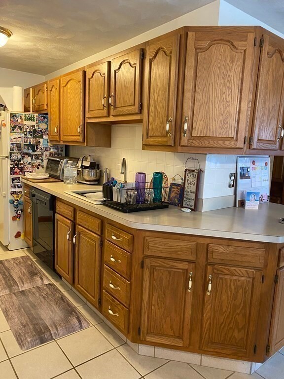 36 Derby St, Worcester, MA 01604 - photo 7