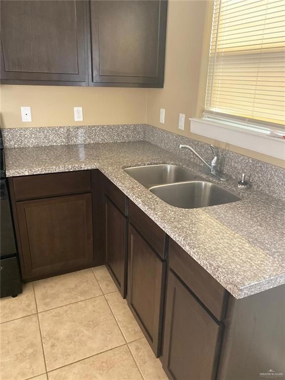 2115 Garden Ridge Dr unit 3, Edinburg, TX 78541 - photo 4