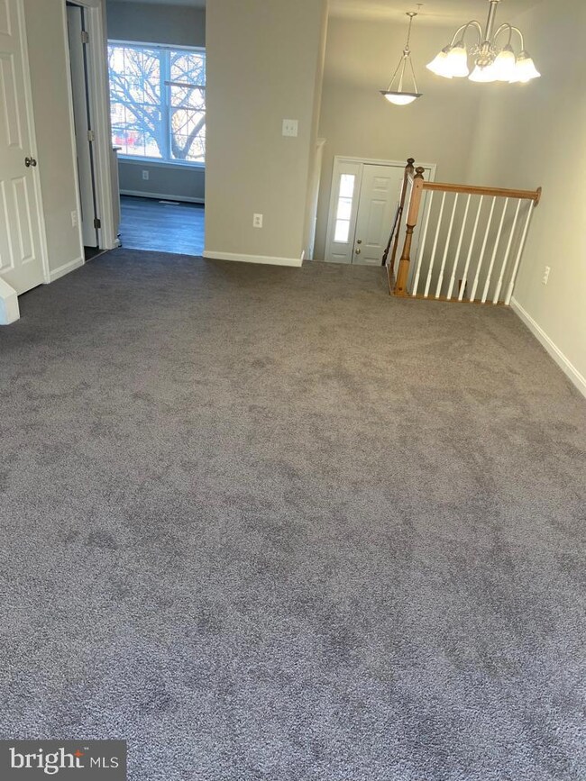 5772 Indian Cedar Ct, Frederick, MD 21703 - photo 7