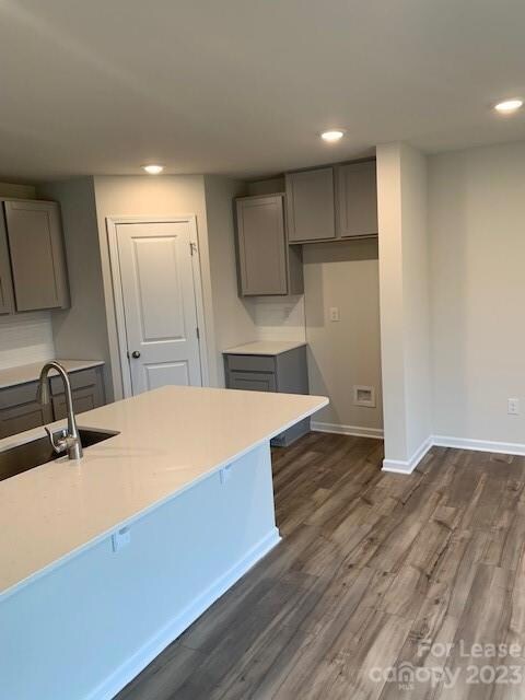 136 Brentwood Dr, Statesville, NC 28625 - photo 2