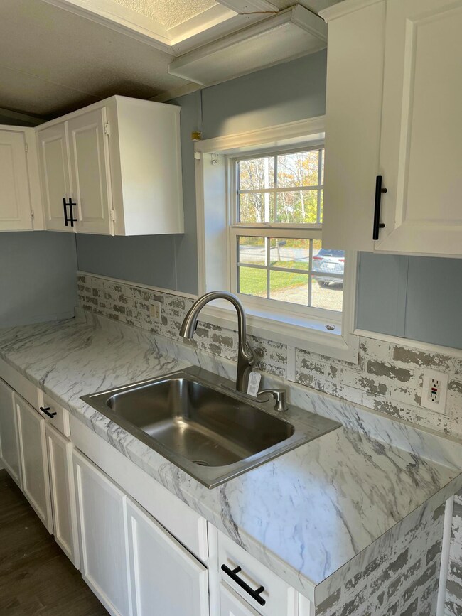 132 Fuller Rd, Hermon, ME 04401 - photo 4