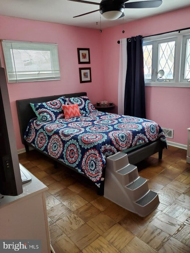 852 Voorhees Ave, Middlesex, NJ 08846 - photo 7