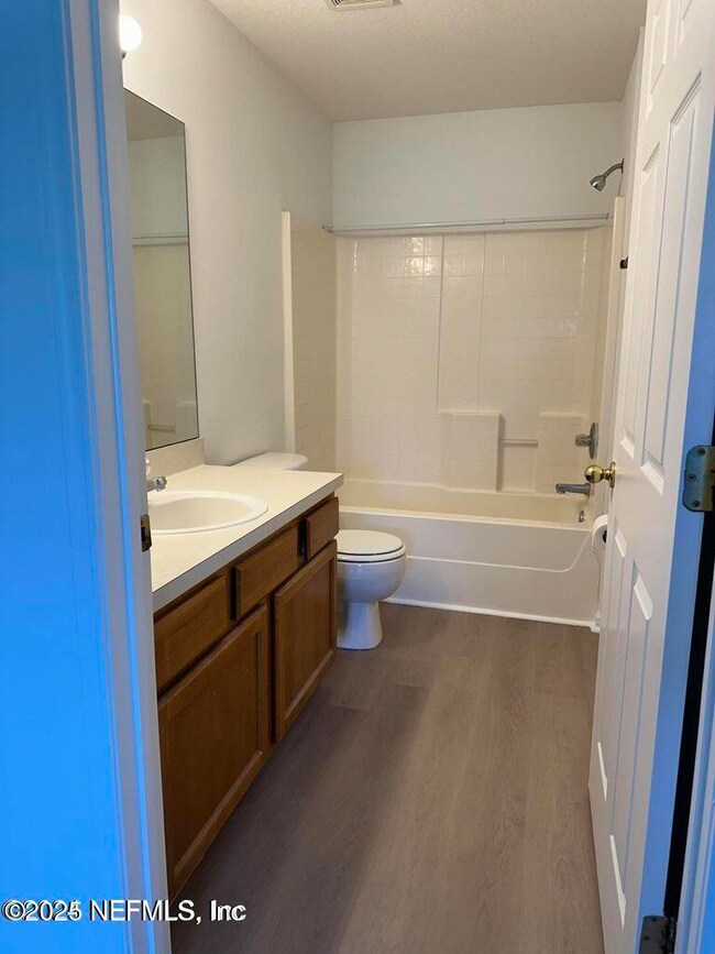 Amarante Master Bath