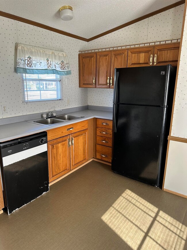 142B Roy St, Houma, LA 70360 - photo 6