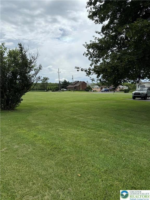 562 Georgetown Rd, Nazareth, PA 18064 - photo 4