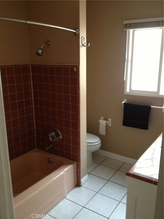 1015 E Ocean Blvd unit 11, Long Beach, CA 90802 - photo 3