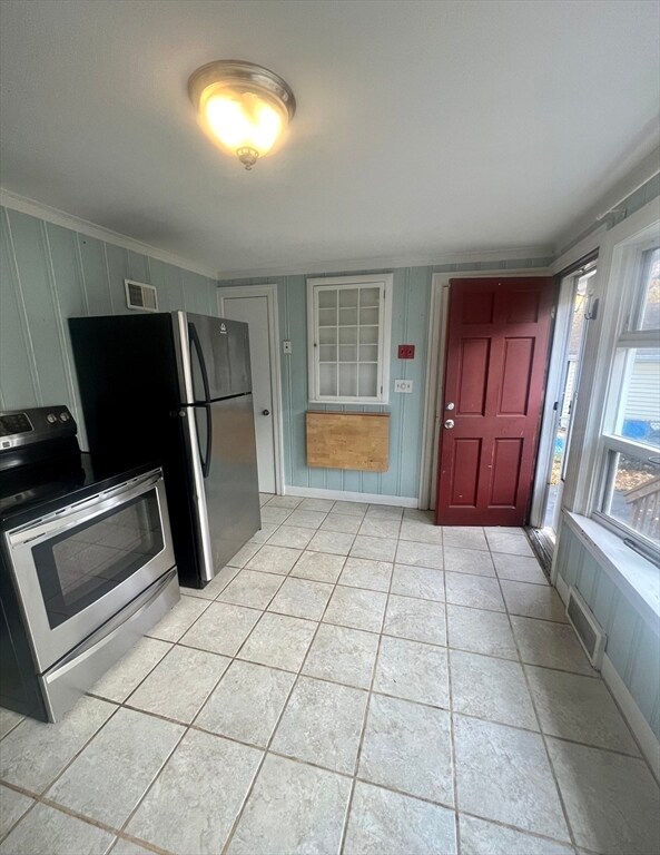 107 Dysart St, Quincy, MA 02169 - photo 7