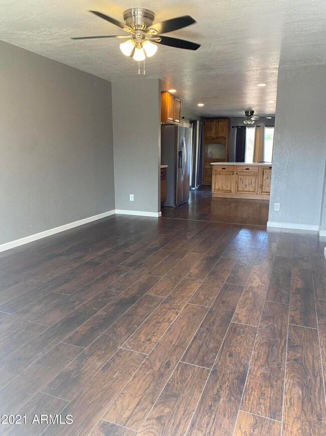 1833 N Edgewater Cir, Mesa, AZ 85207 - photo 3