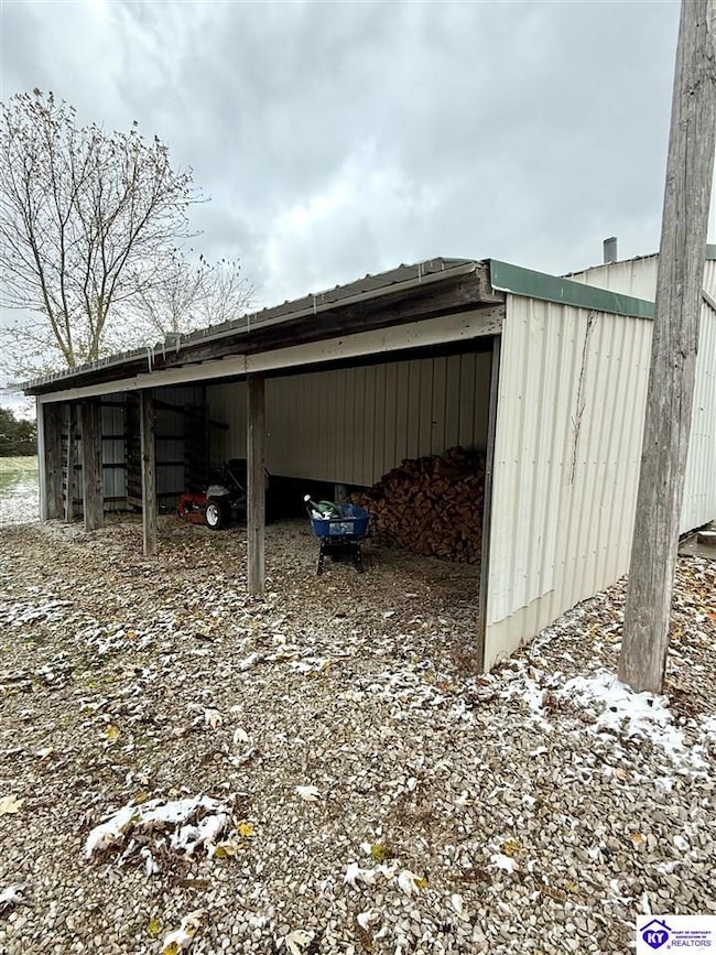 250 Redfern Ln, Custer, KY 40115 - photo 7