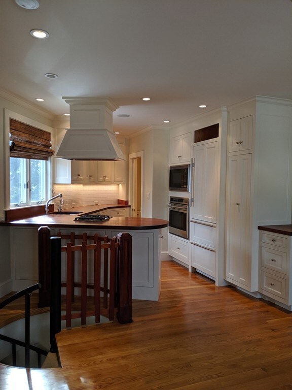 253 Swanton St unit Rear, Winchester, MA 01890 - photo 2